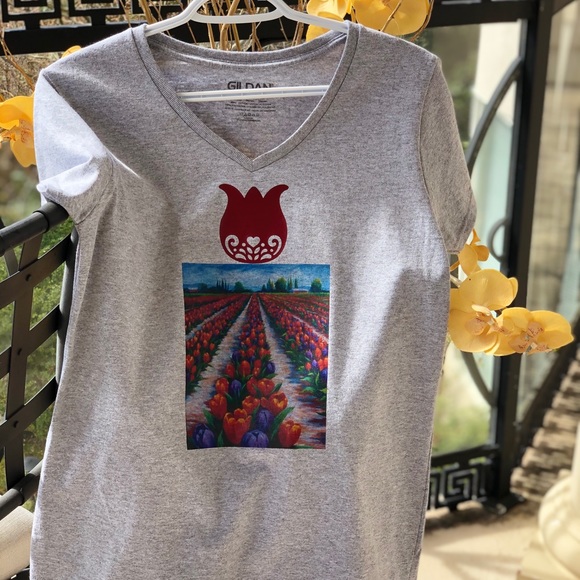 Hand designed T-shirt - Picture 4 of 5